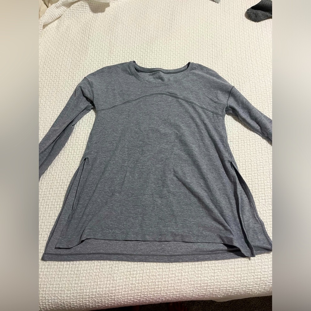 Lululemon long sleeve top